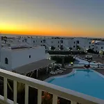 New Pools Wonderful Views Ac * Costa Teguise