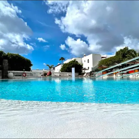 Apartment New Pools Wonderful Views Ac