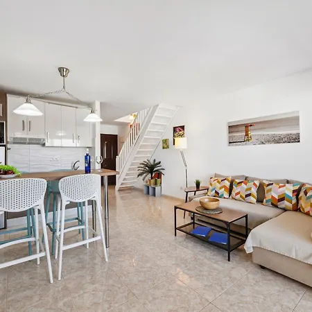 New Pools Wonderful Views Ac Costa Teguise