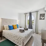 New Pools Wonderful Views Ac Apartmán *