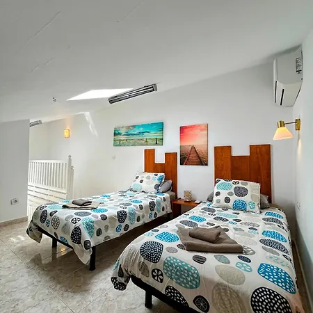 Apartment New Pools Wonderful Views Ac