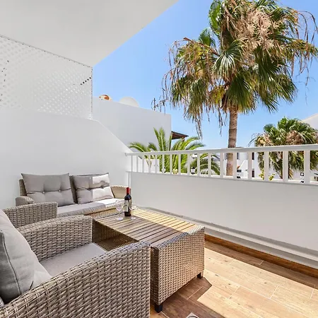 Apartment New Pools Wonderful Views Ac Costa Teguise