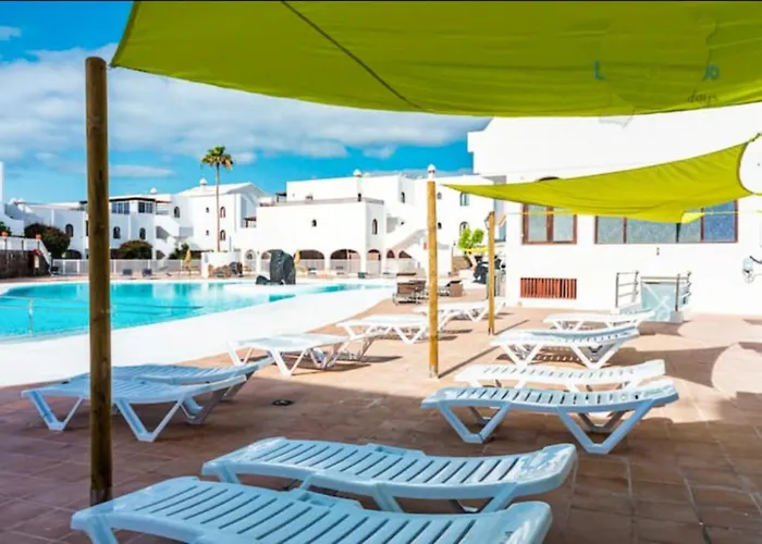 New Pools Wonderful Views Ac Apartman *