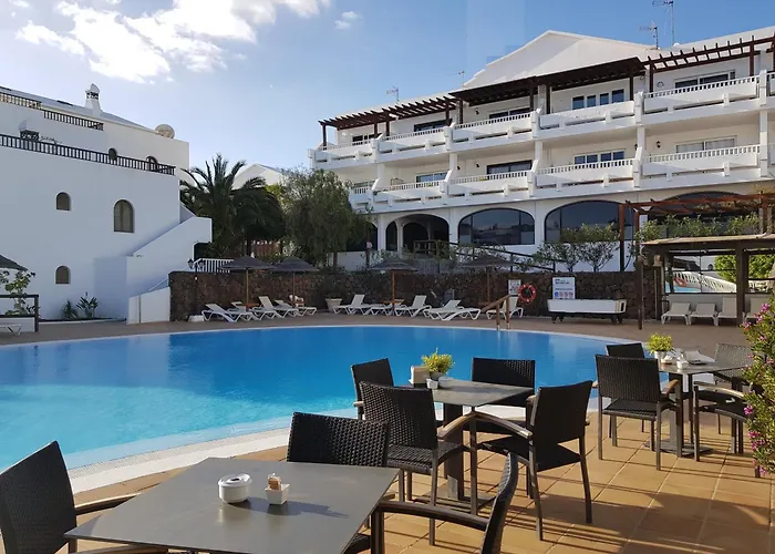 New Pools Wonderful Views Ac Apartman *